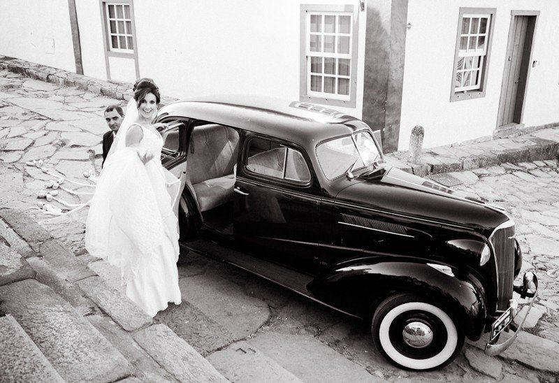 Aluguel automóvel antigo casamento Tiradentes